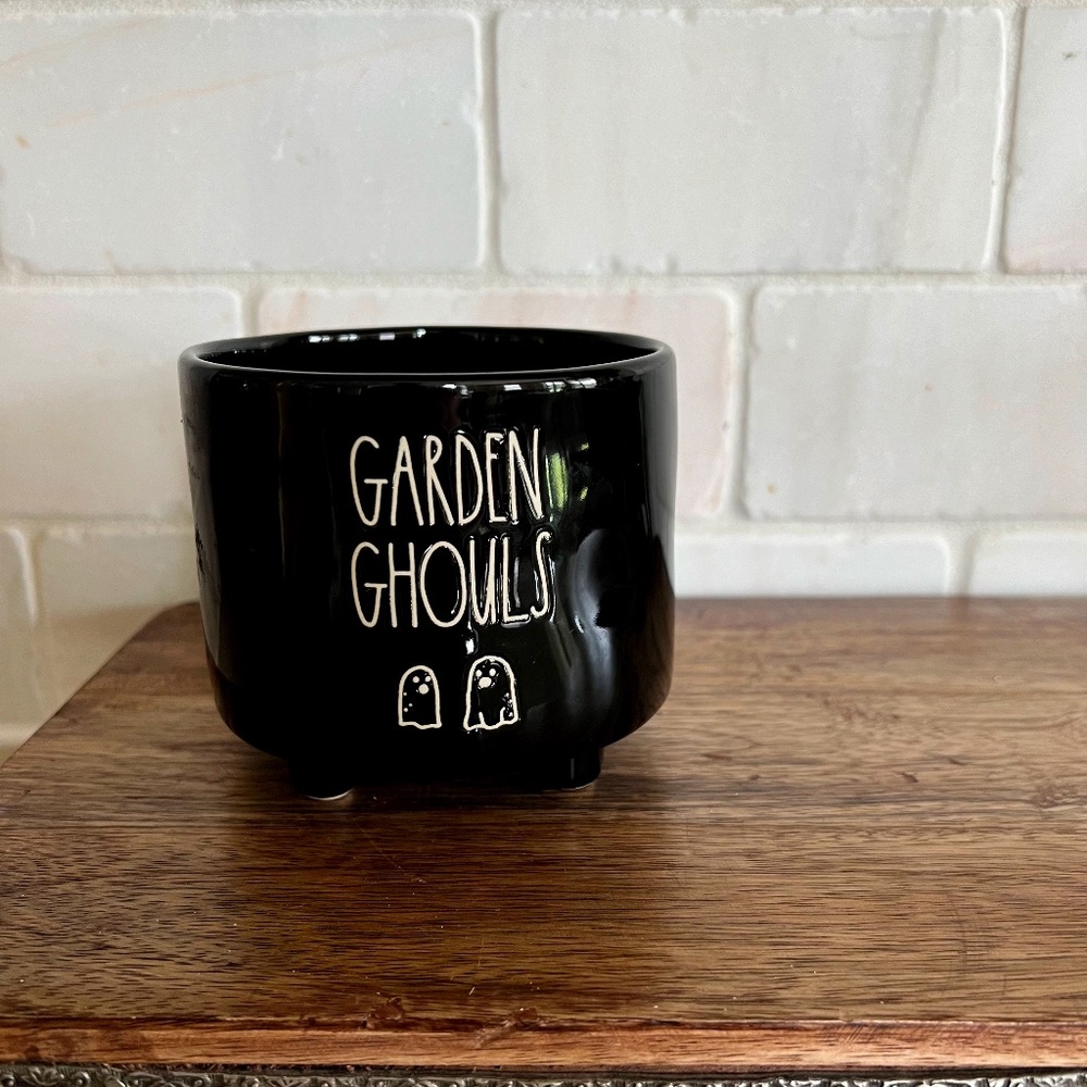 Rae Dunn Garden Ghouls Planter